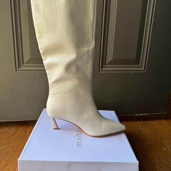 Steve Madden Lavan Kitten-Heel Dress Boots Size 7 - Bone - Picture 2 of 4